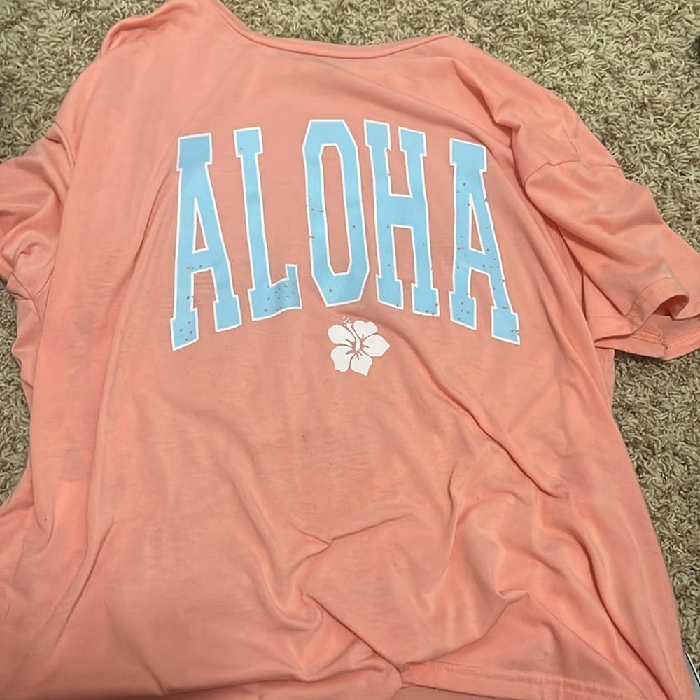 Graphic tee